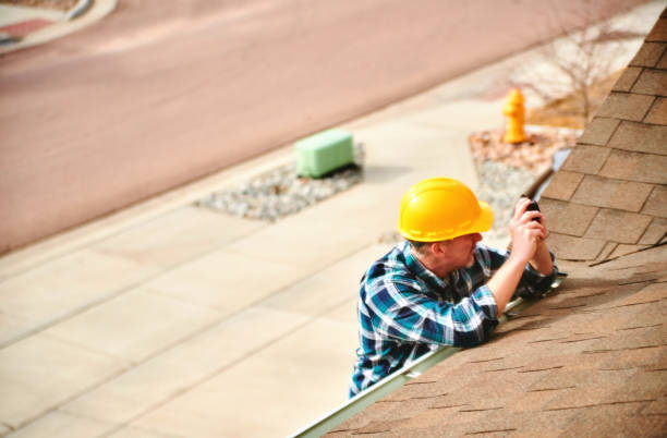 Best Roof Maintenance and Cleaning  in Como, MS
